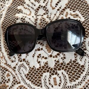 🔥Steve Madden Black Sunglasses🔥